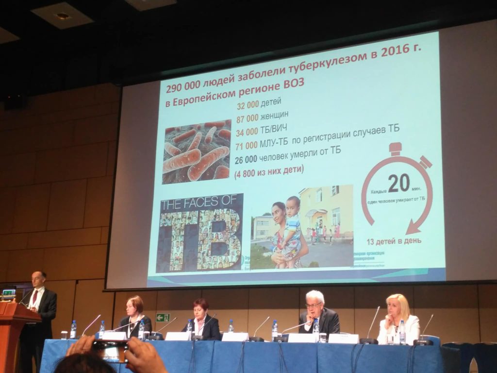 Report by Masoud Dara “WHO Strategy in overcoming MDR-TB in Eatern Europe and Central Asia". Photo: Natalia Sidorenko.