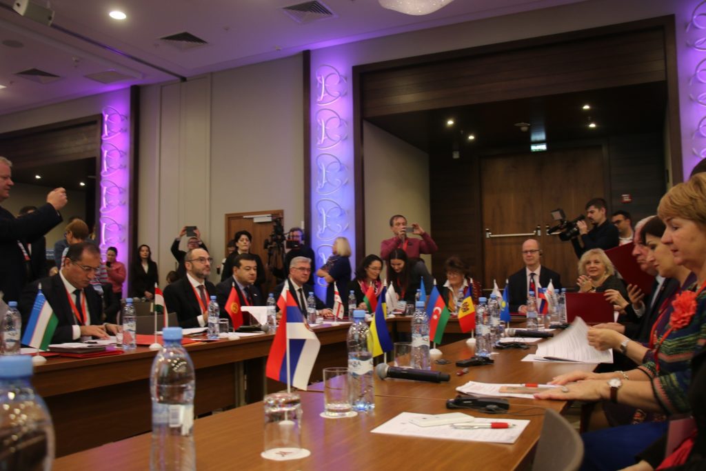 Страны ВЕЦА подписали заявление о консолидации усилий в борьбе с ВИЧ. Фото: Инна Гаврилова
